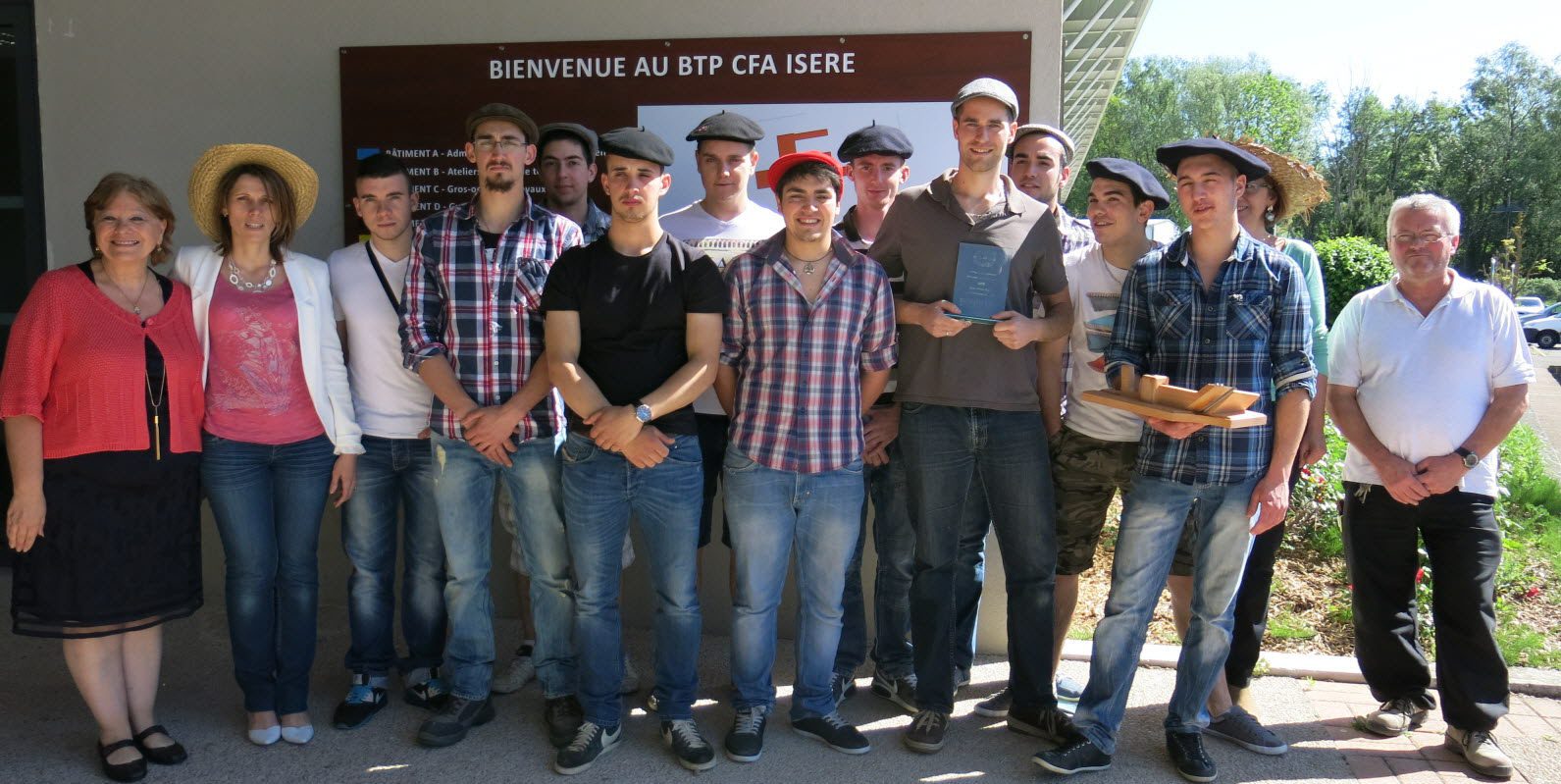 Apprentis en formation au CFA